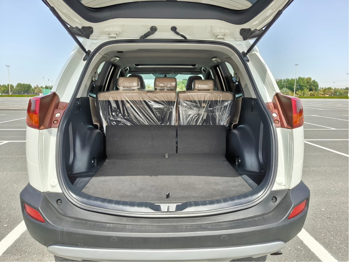Toyota Rav 4 - Image 17