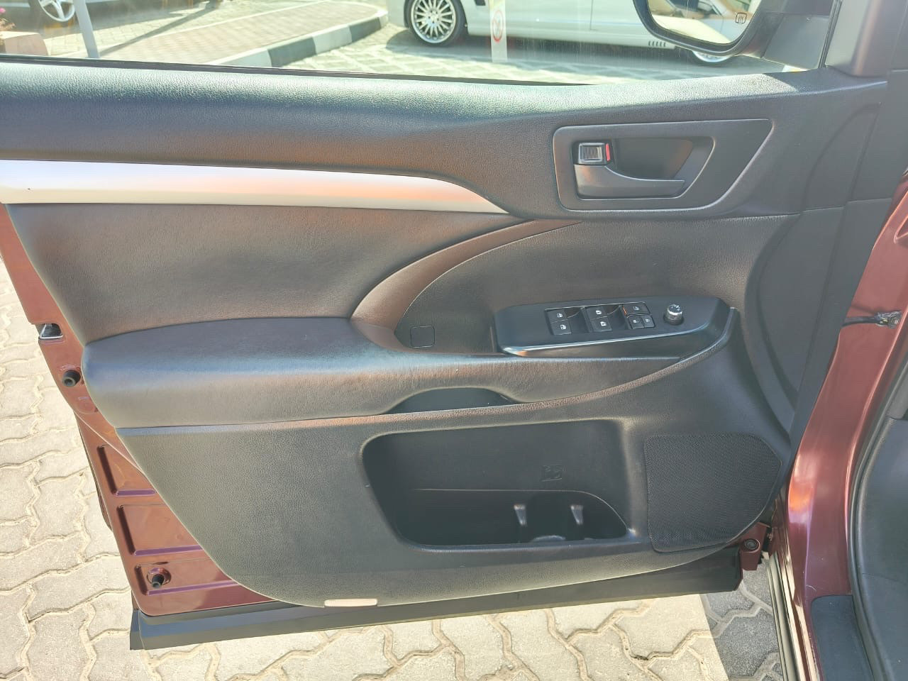 Toyota Highlander - Image 16