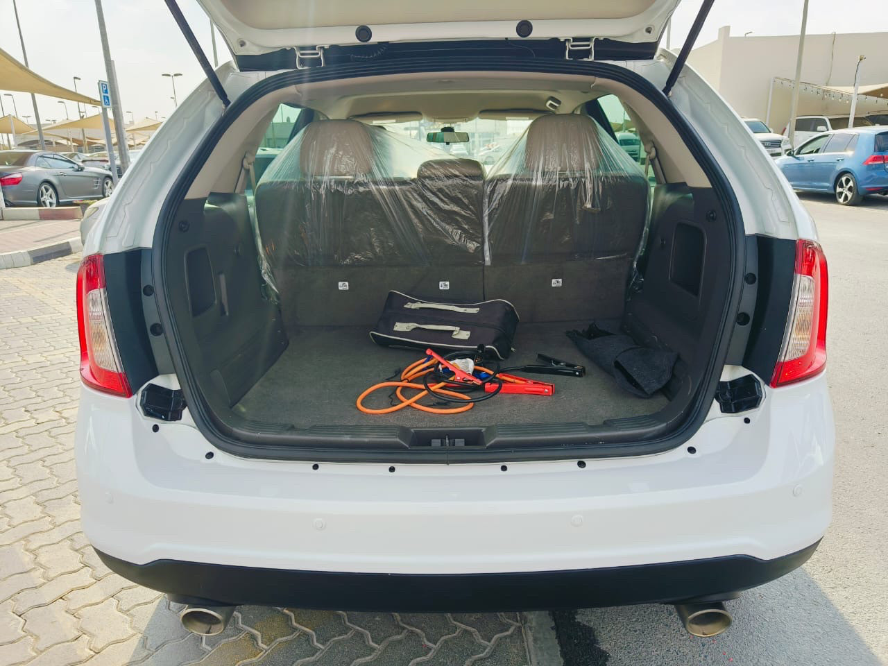 Ford Edge - Image 12