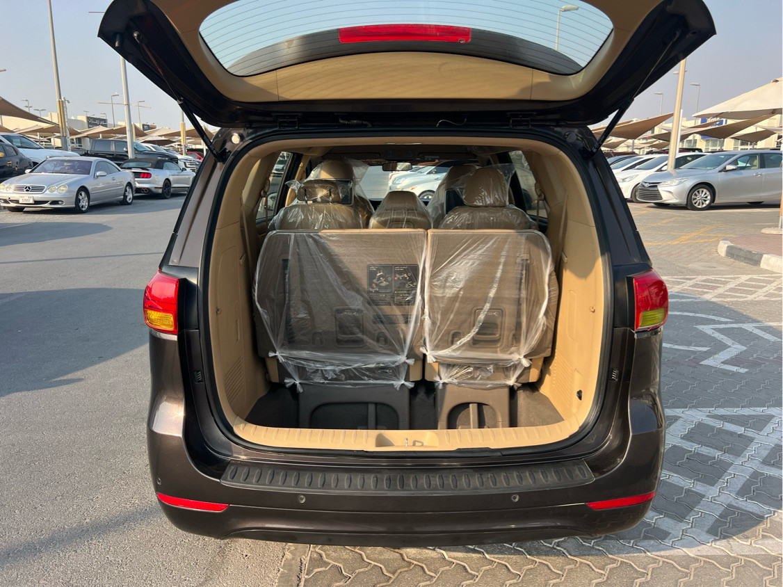 KIA Carnival - Image 5