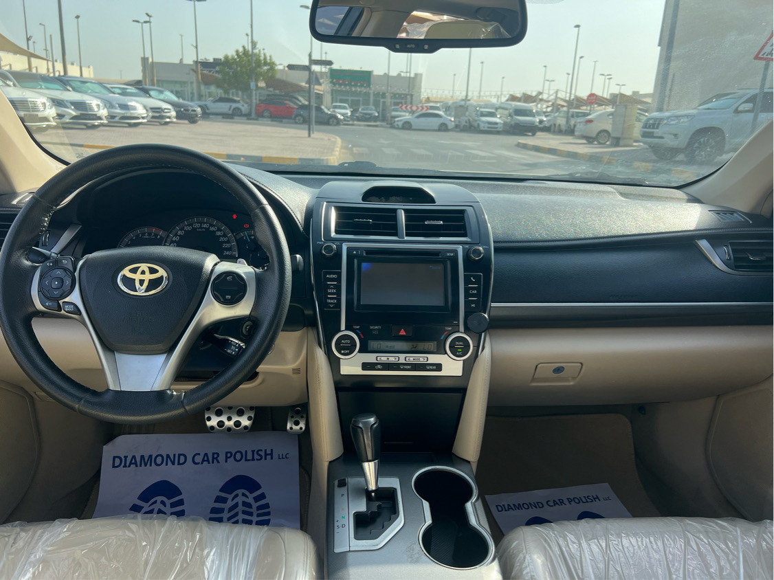 Toyota Camry - Image 7