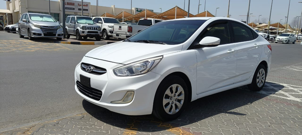 Hyundai Accent - Image 6