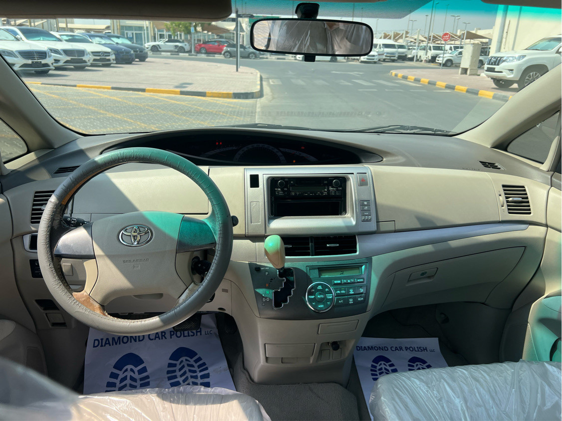 Toyota Previa - Image 3