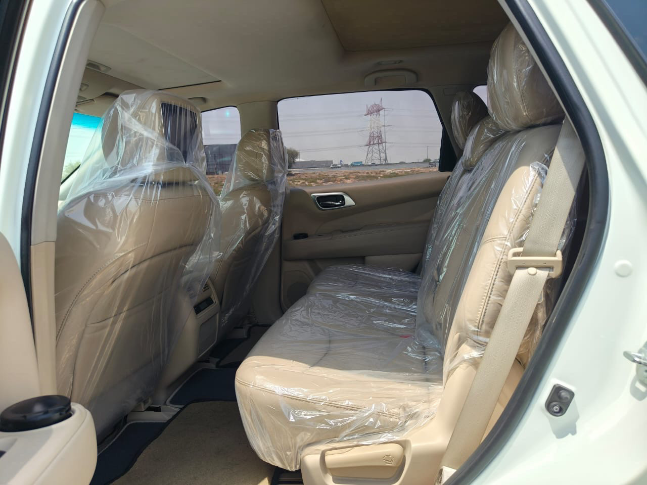 Nissan Pathfinder - Image 10