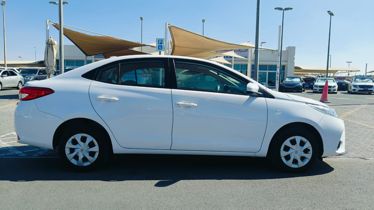 Toyota Yaris - Image 4