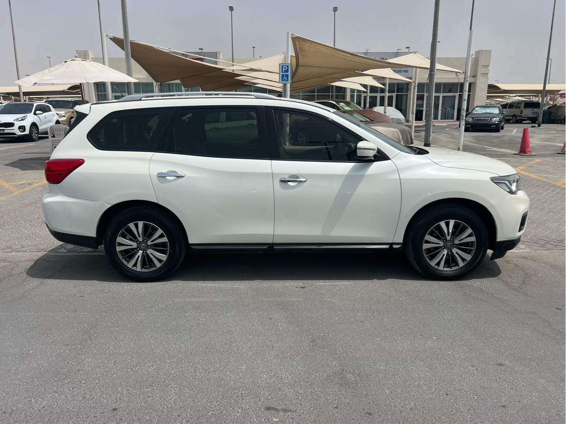 Nissan Pathfinder - Image 6
