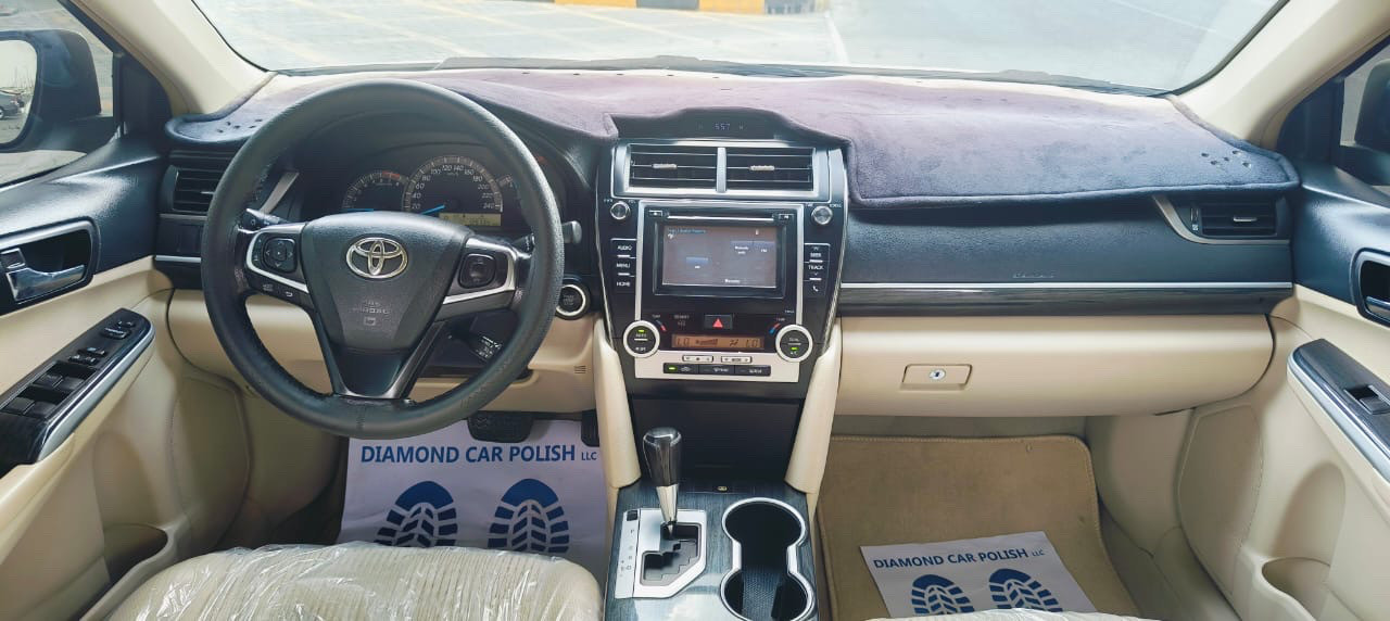 Toyota Camry - Image 9