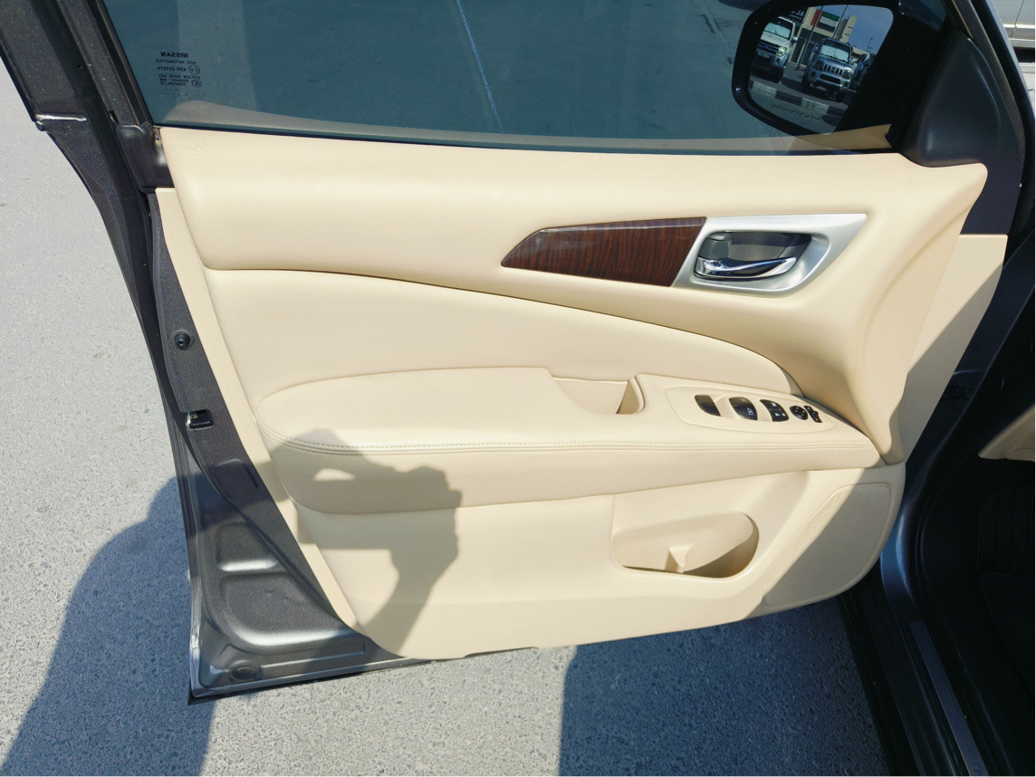 Nissan Pathfinder - Image 11