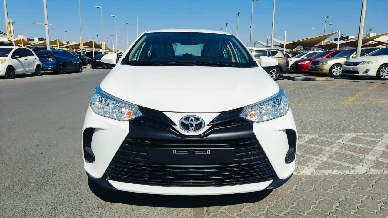 Toyota Yaris - Image 11
