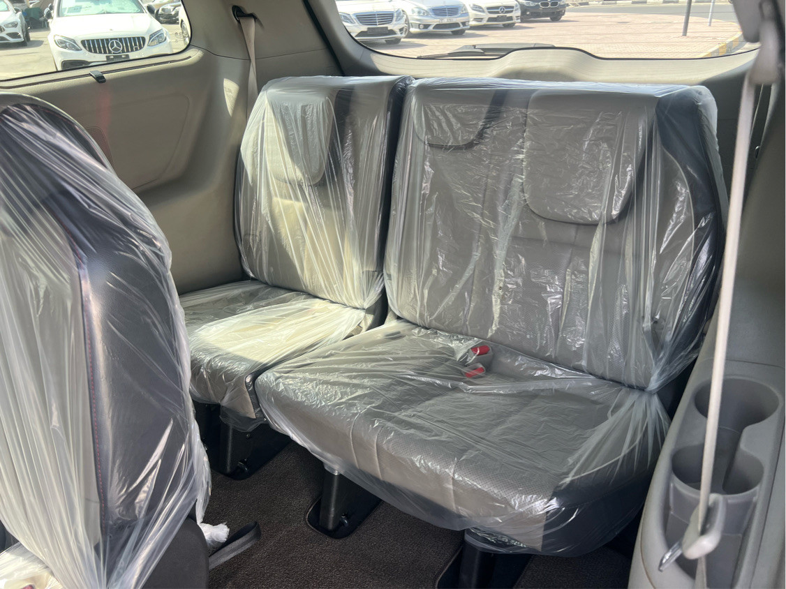 KIA Sedona - Image 9