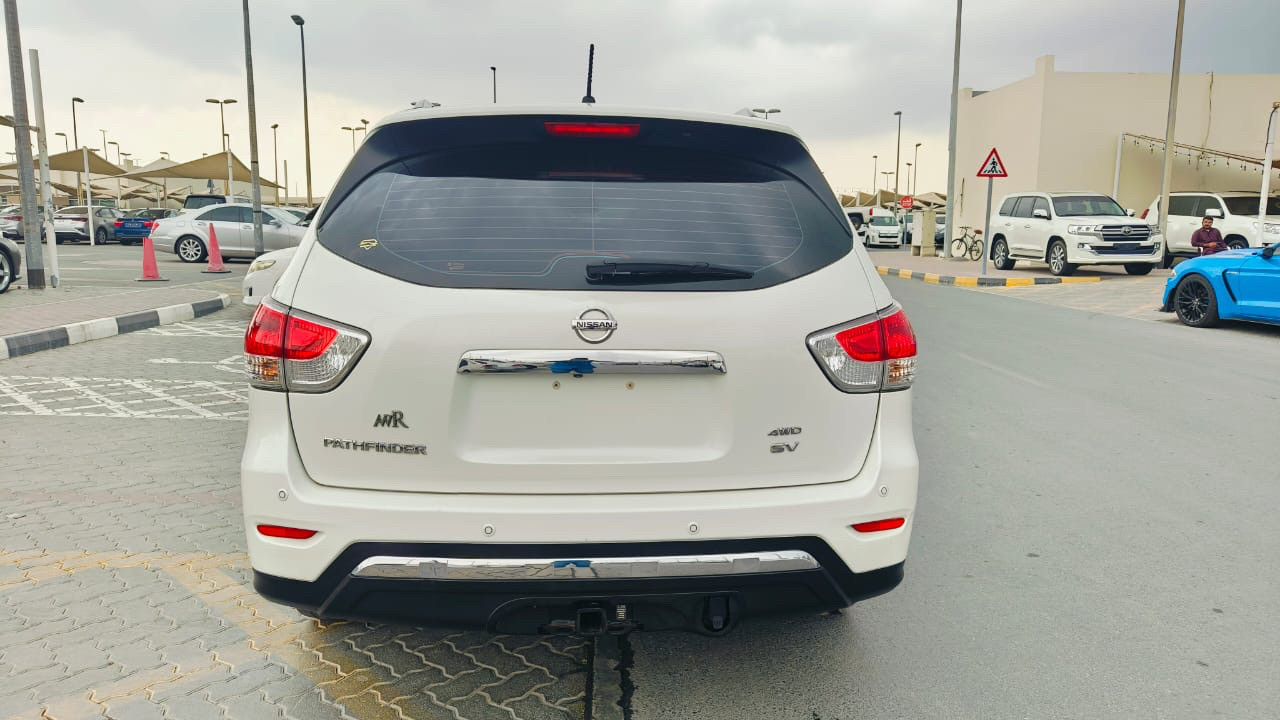 Nissan Pathfinder - Image 4