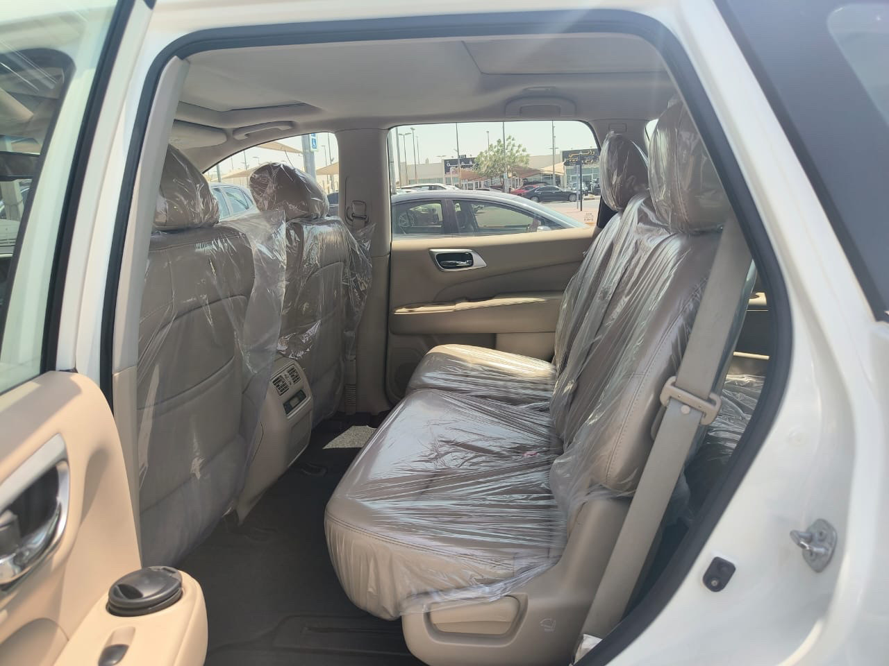 Nissan Pathfinder - Image 11