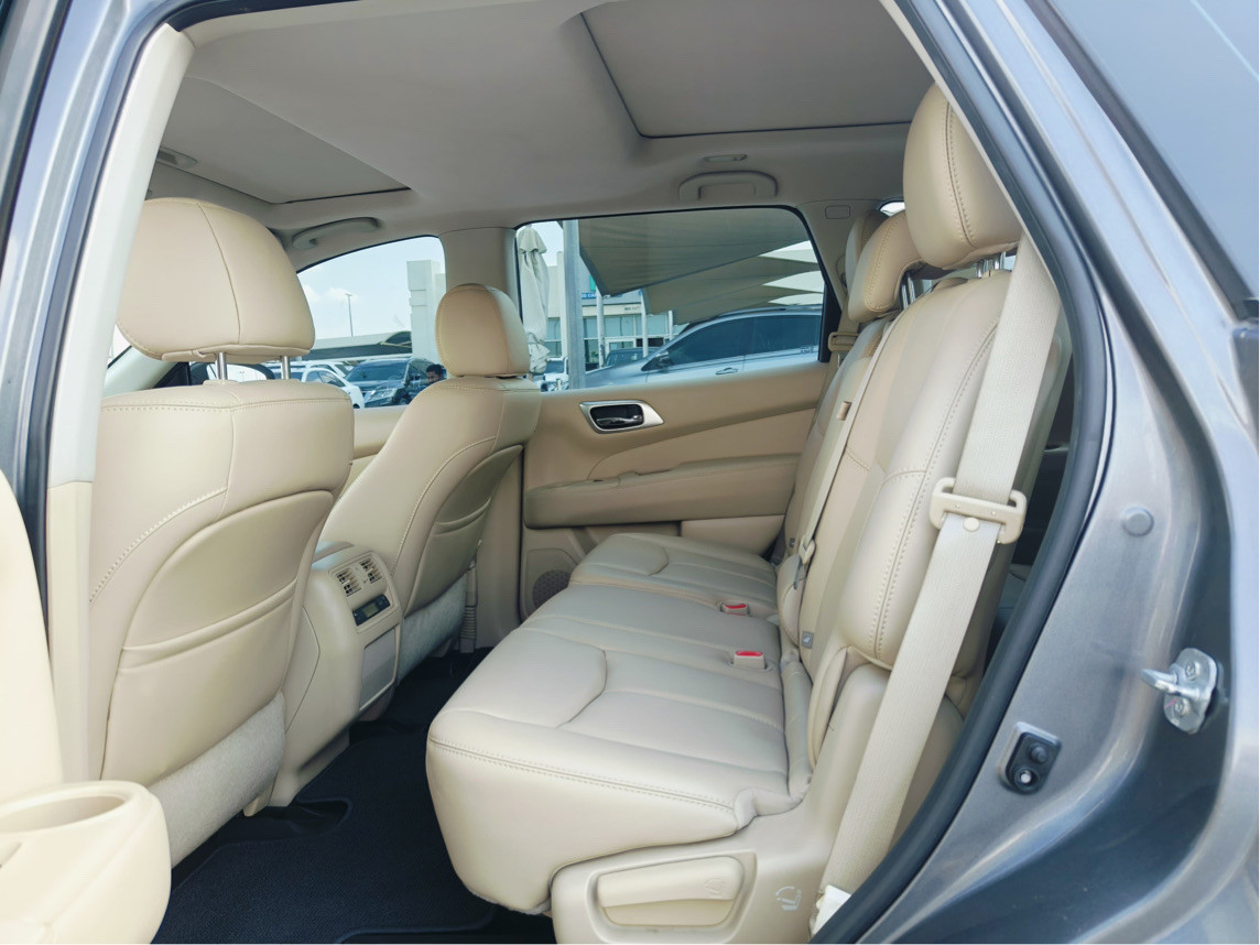 Nissan Pathfinder - Image 7