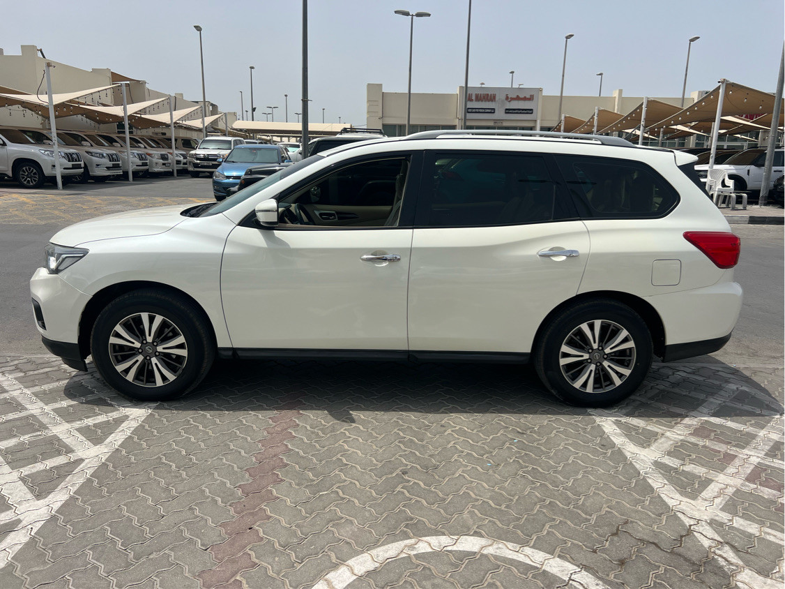 Nissan Pathfinder - Image 7