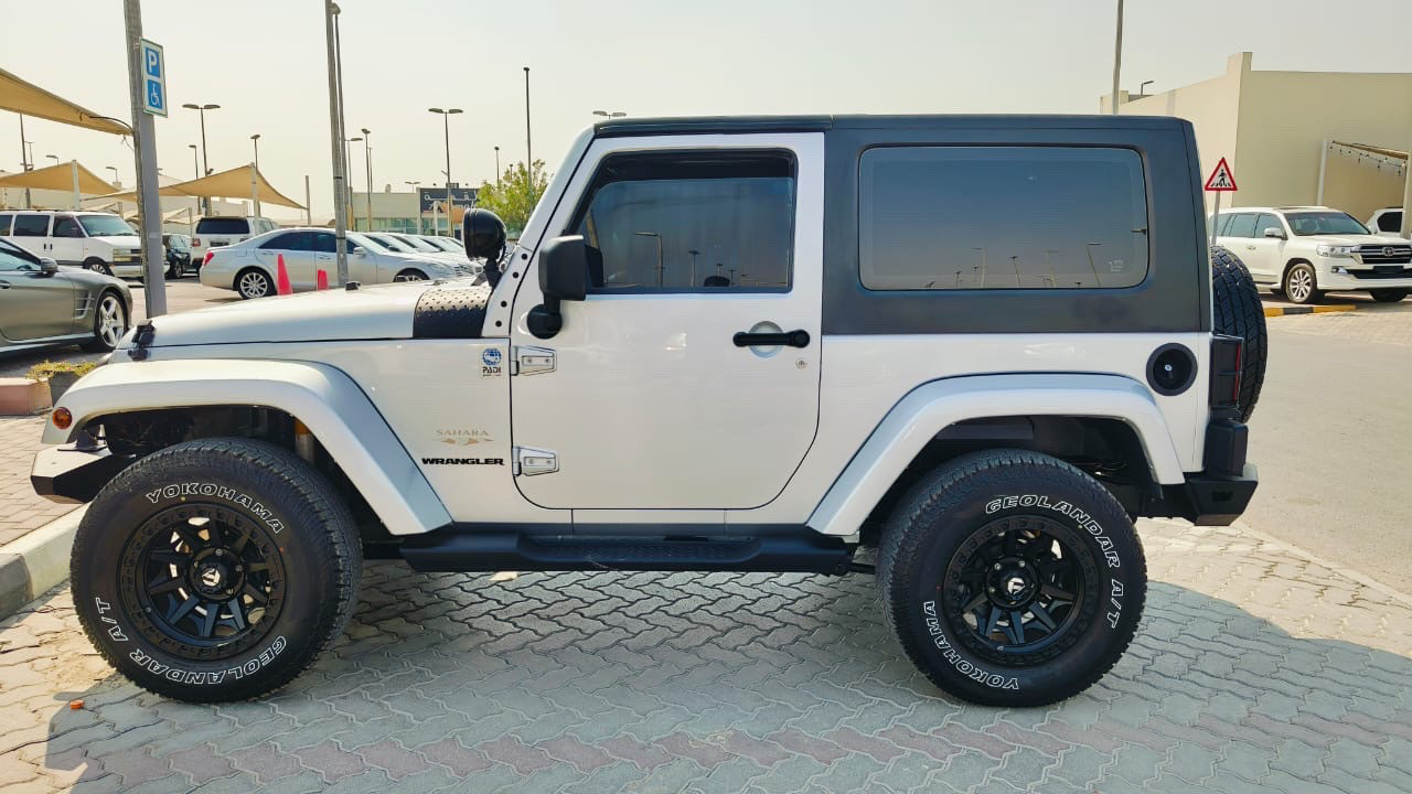 Jeep Sahara - Image 7