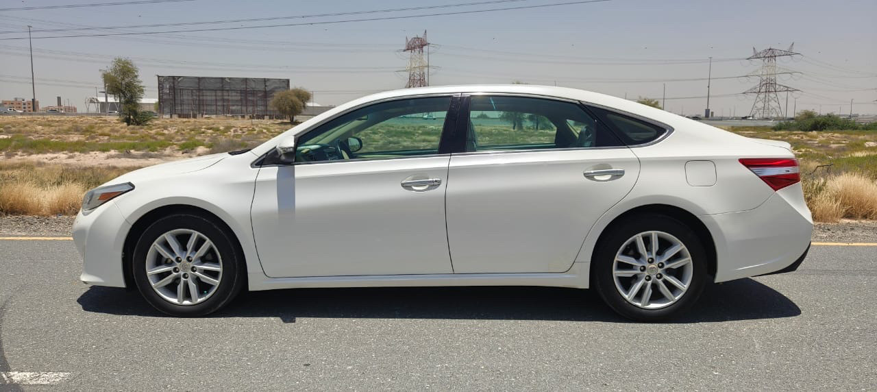 Toyota Avalon - Image 8
