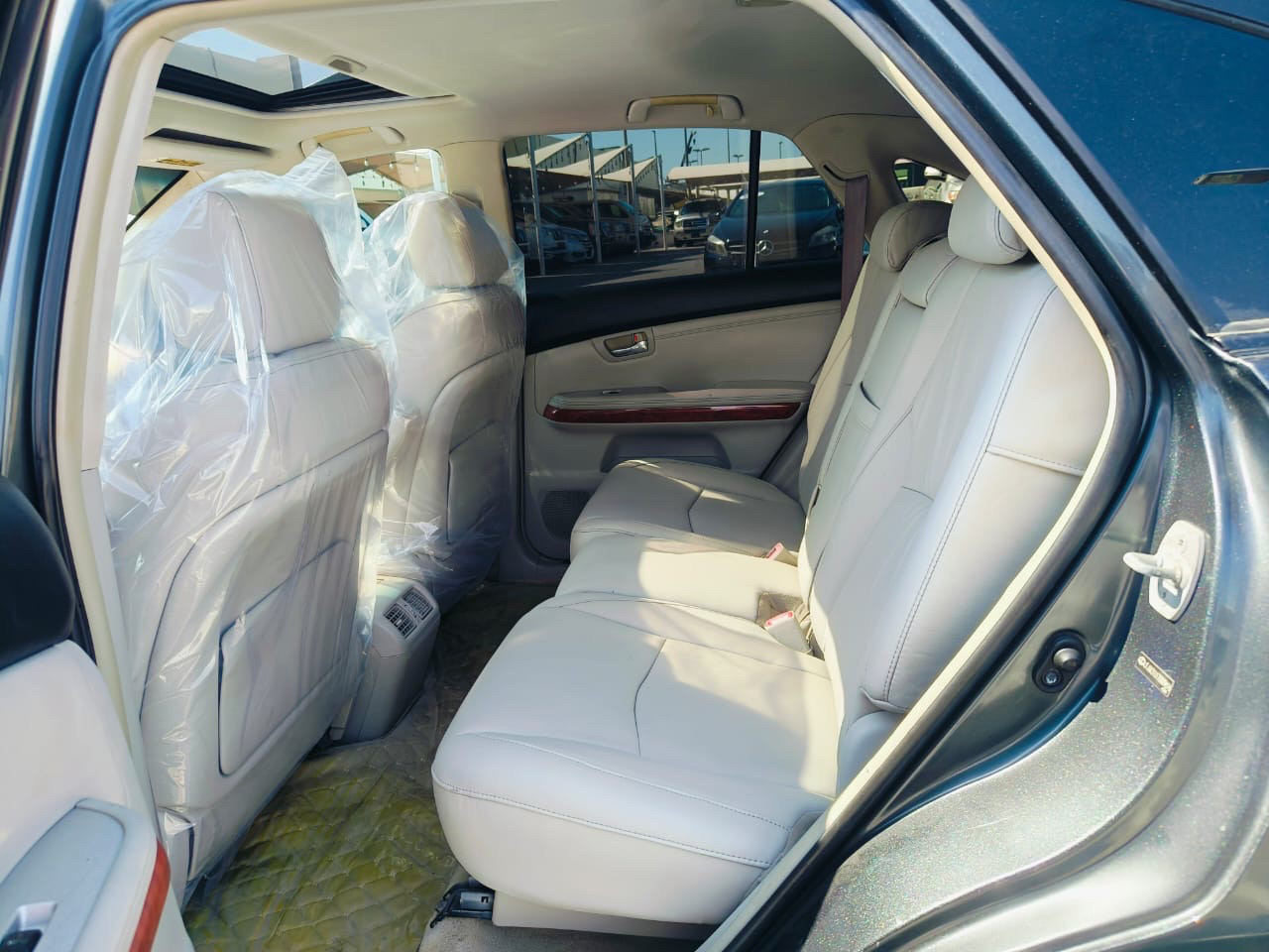 Lexus RX-Series - Image 3