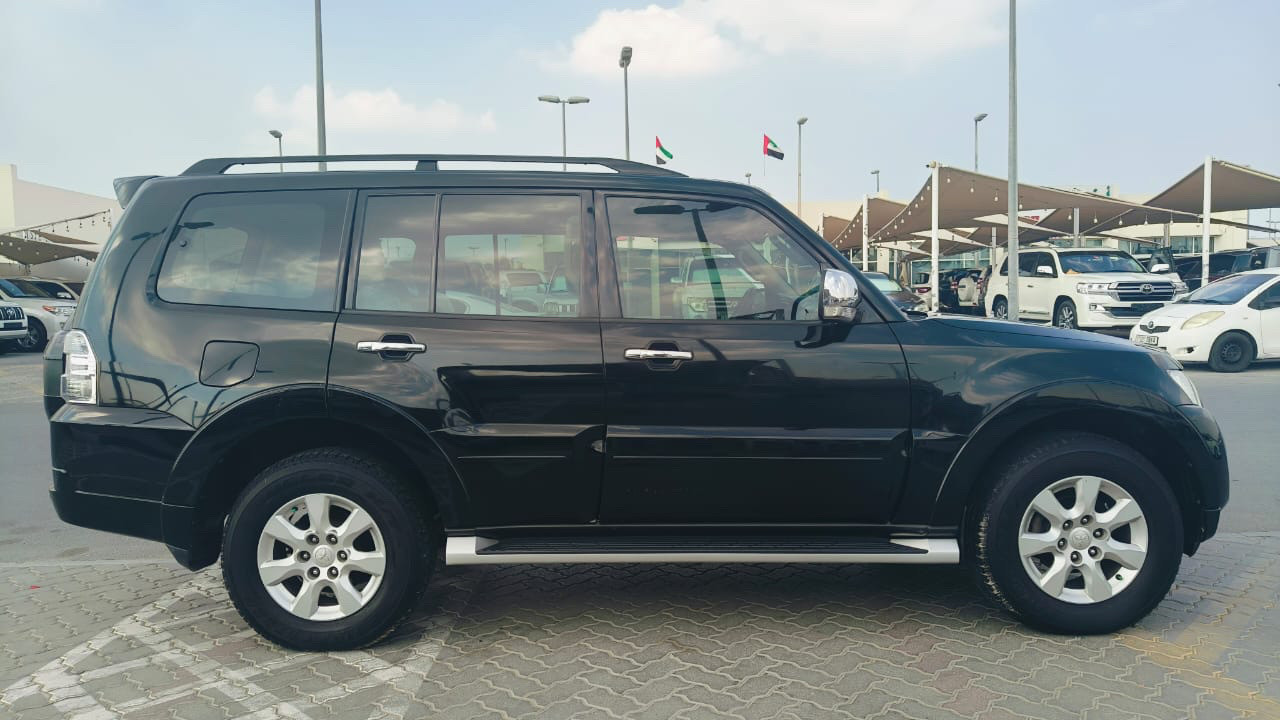 Mitsubishi Pajero - Image 4