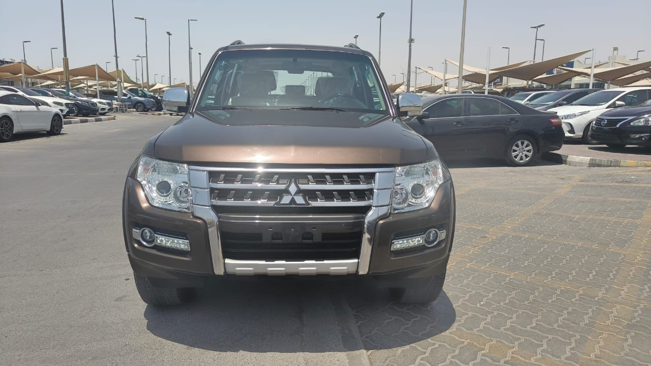 Mitsubishi Pajero - Image 5