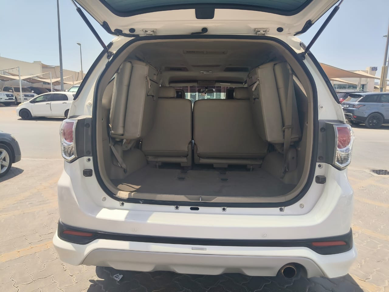 Toyota Fortuner - Image 10