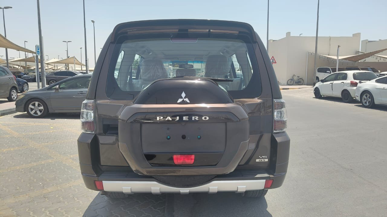 Mitsubishi Pajero - Image 3