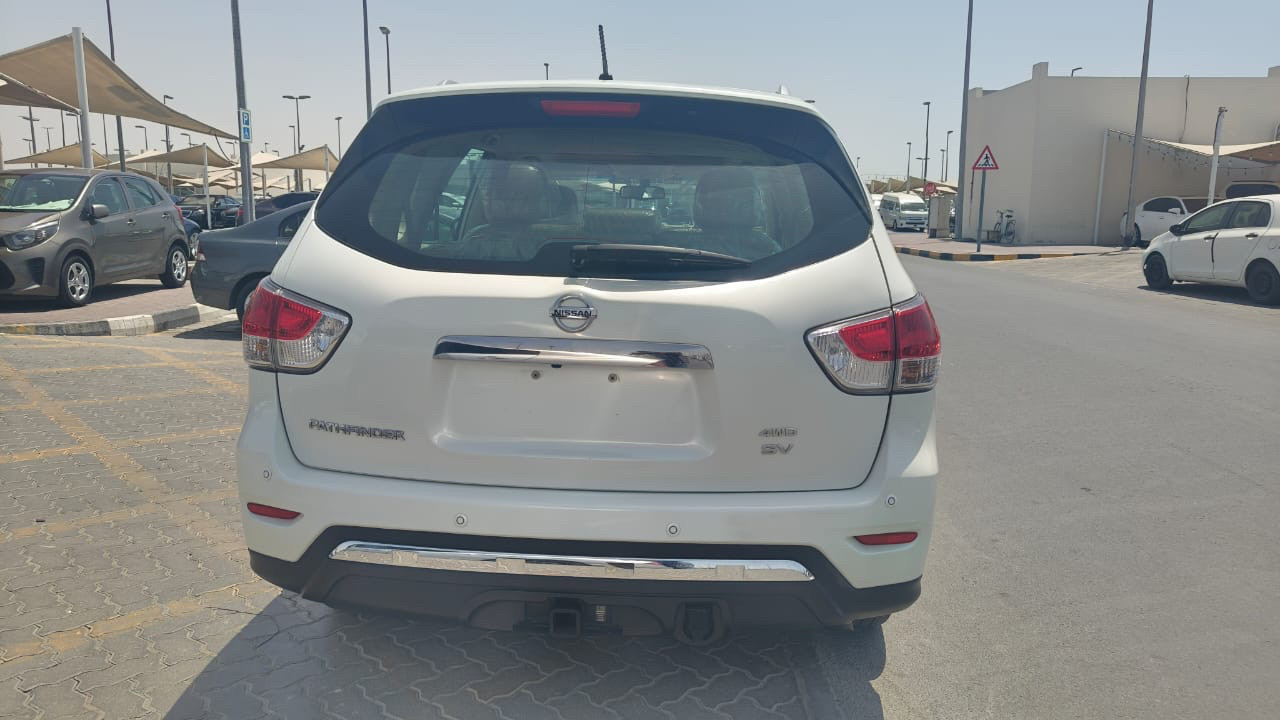 Nissan Pathfinder - Image 8