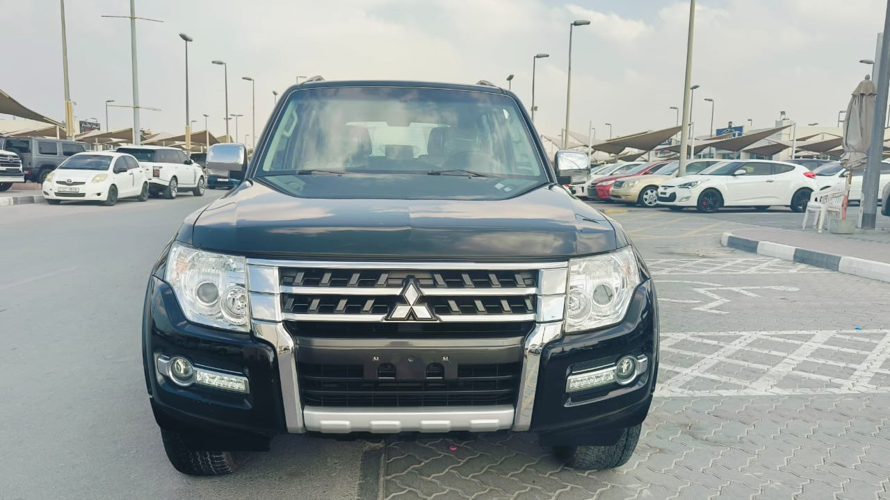 Mitsubishi Pajero - Image 5