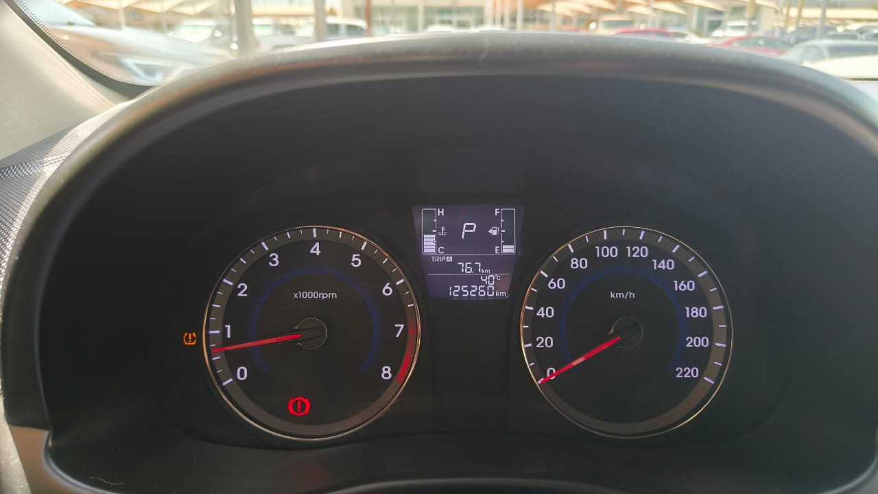 Hyundai Accent - Image 11