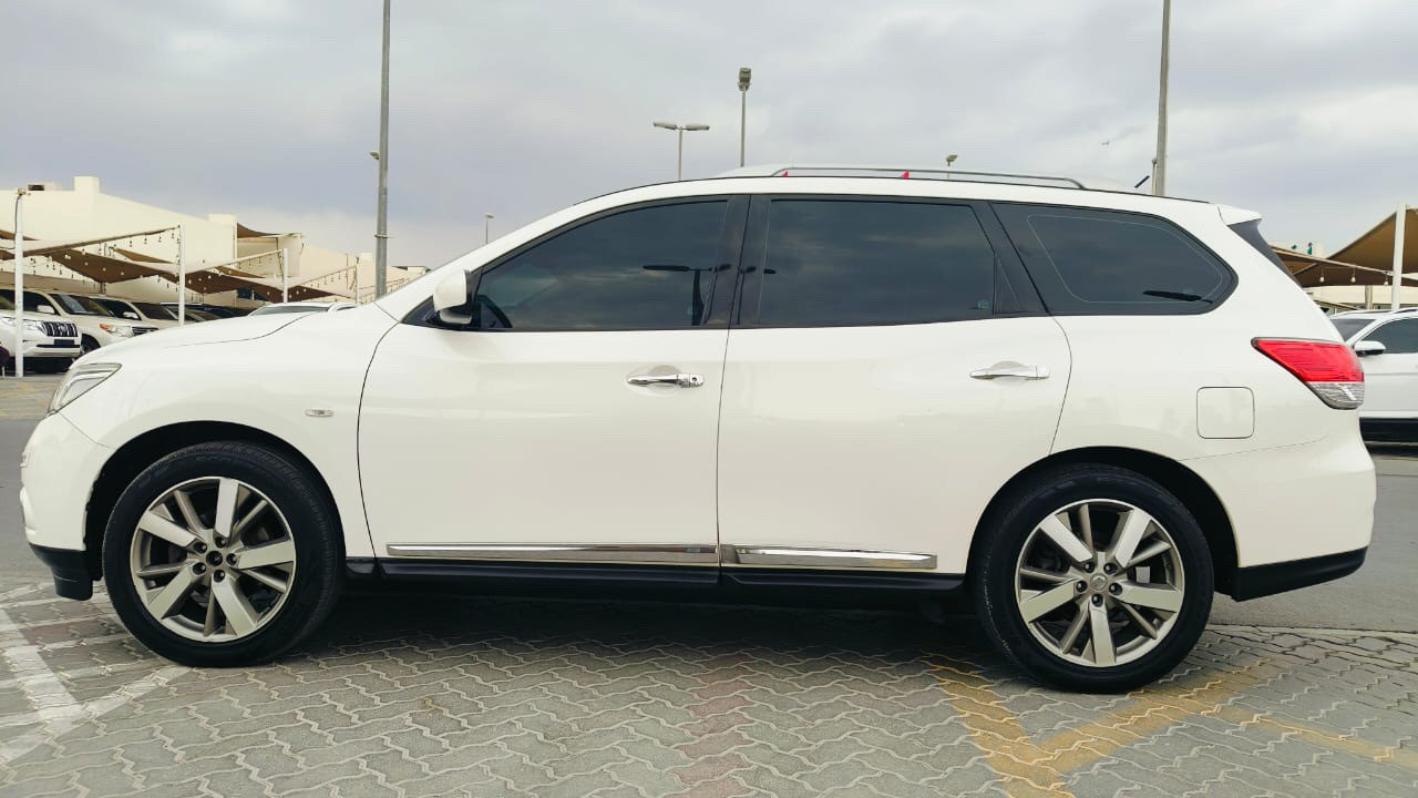 Nissan Pathfinder - Image 7