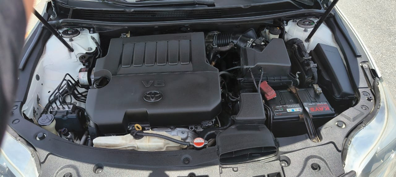 Toyota Avalon - Image 12