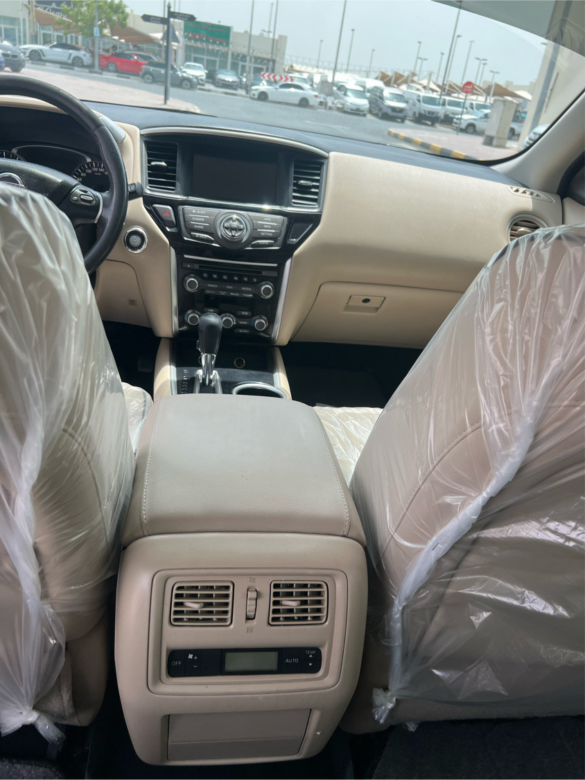 Nissan Pathfinder - Image 11