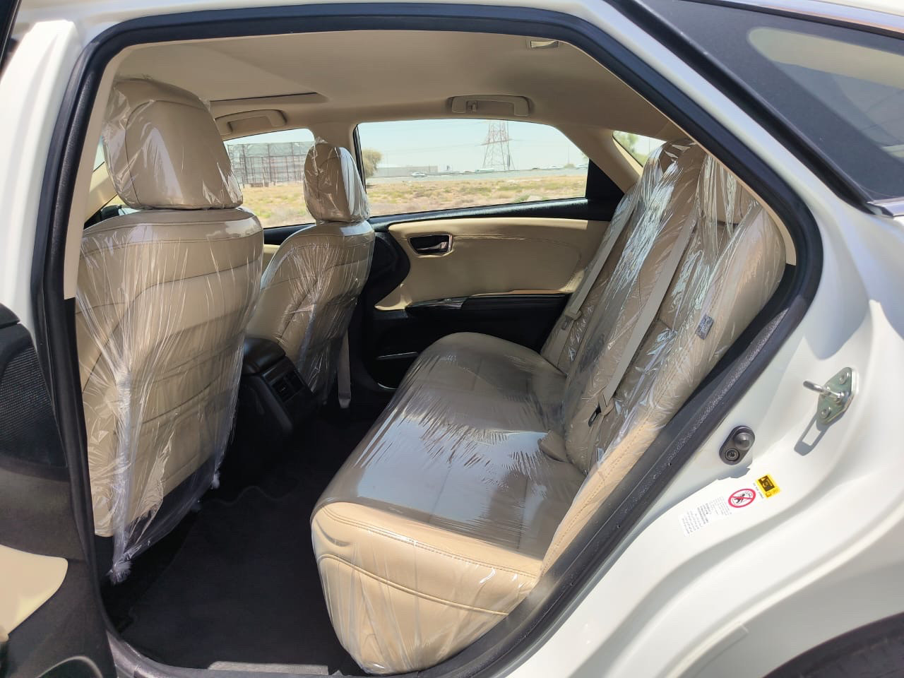 Toyota Avalon - Image 21