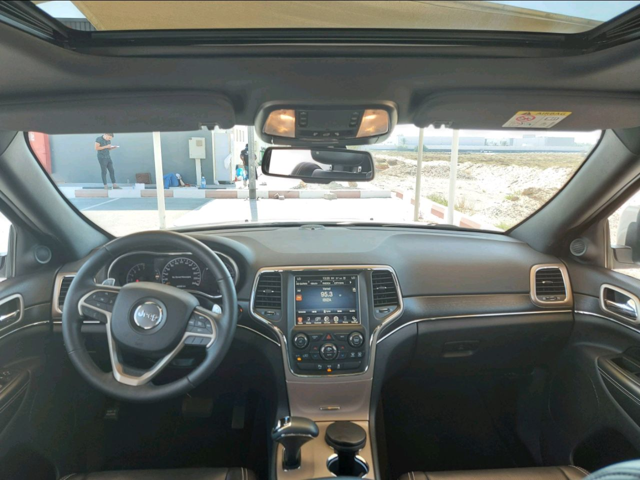 Jeep Grand Cherokee - Image 6