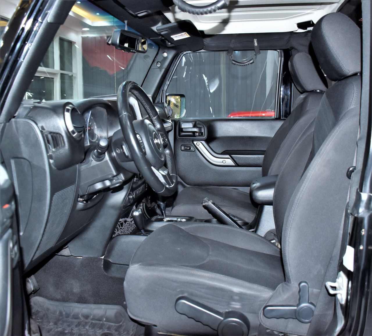 Jeep Wrangler - Image 8