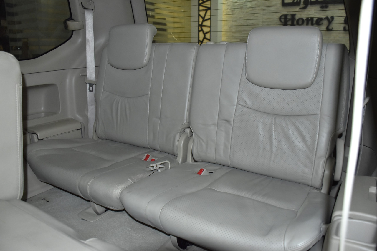 Toyota Prado - Image 12