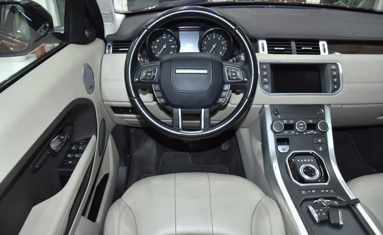 Range Rover Evoque - Image 11