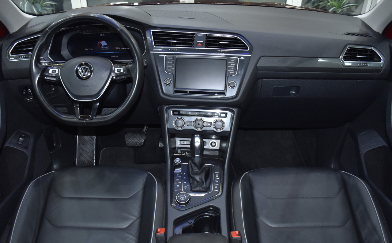 Volkswagen Tiguan - Image 10
