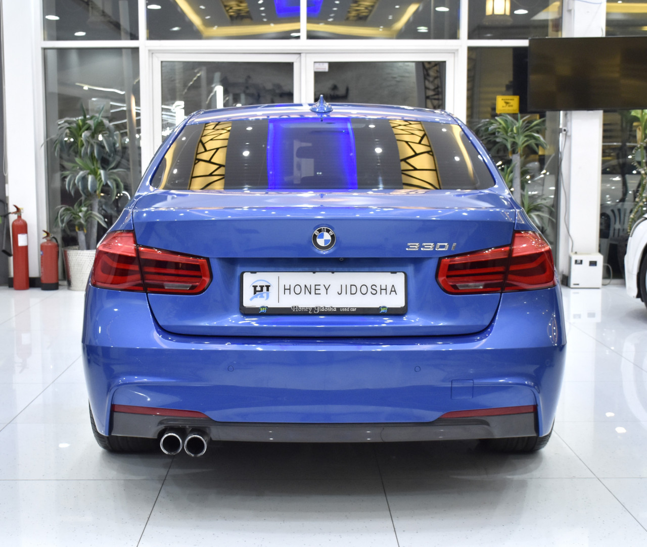BMW 3-Series - Image 13