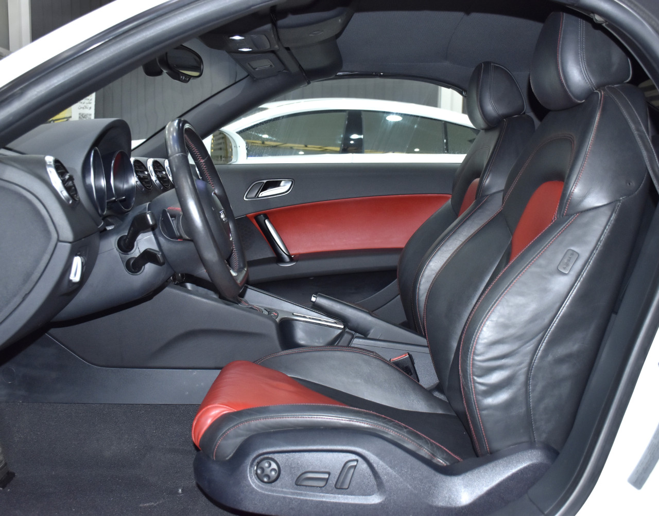 Audi TT - Image 7