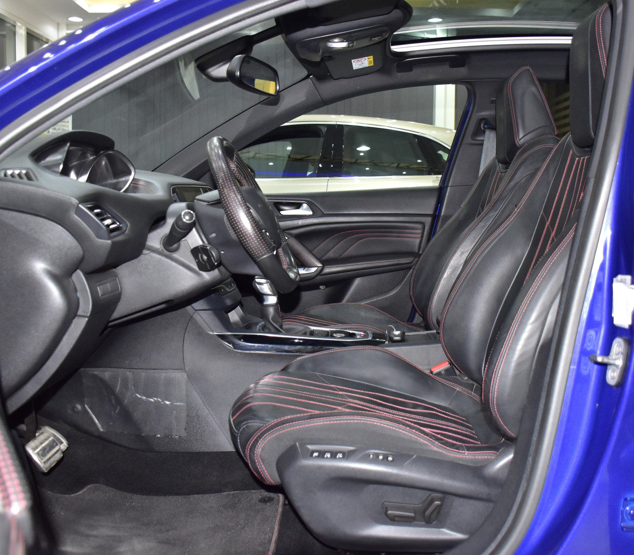 Peugeot 308 - Image 9