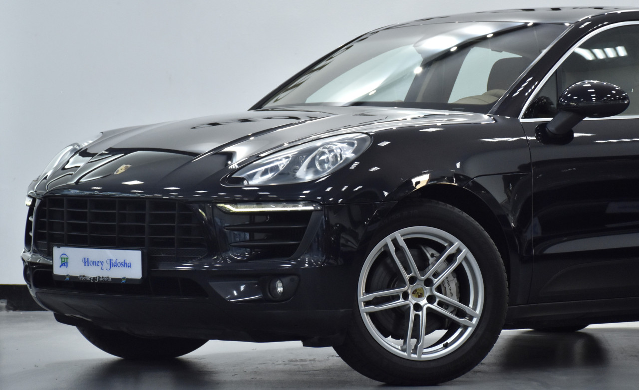 Porsche Macan - Image 6