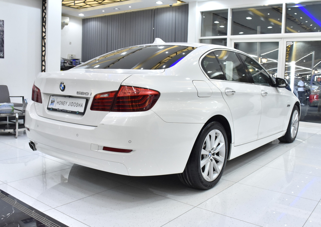 BMW 5-Series - Image 7