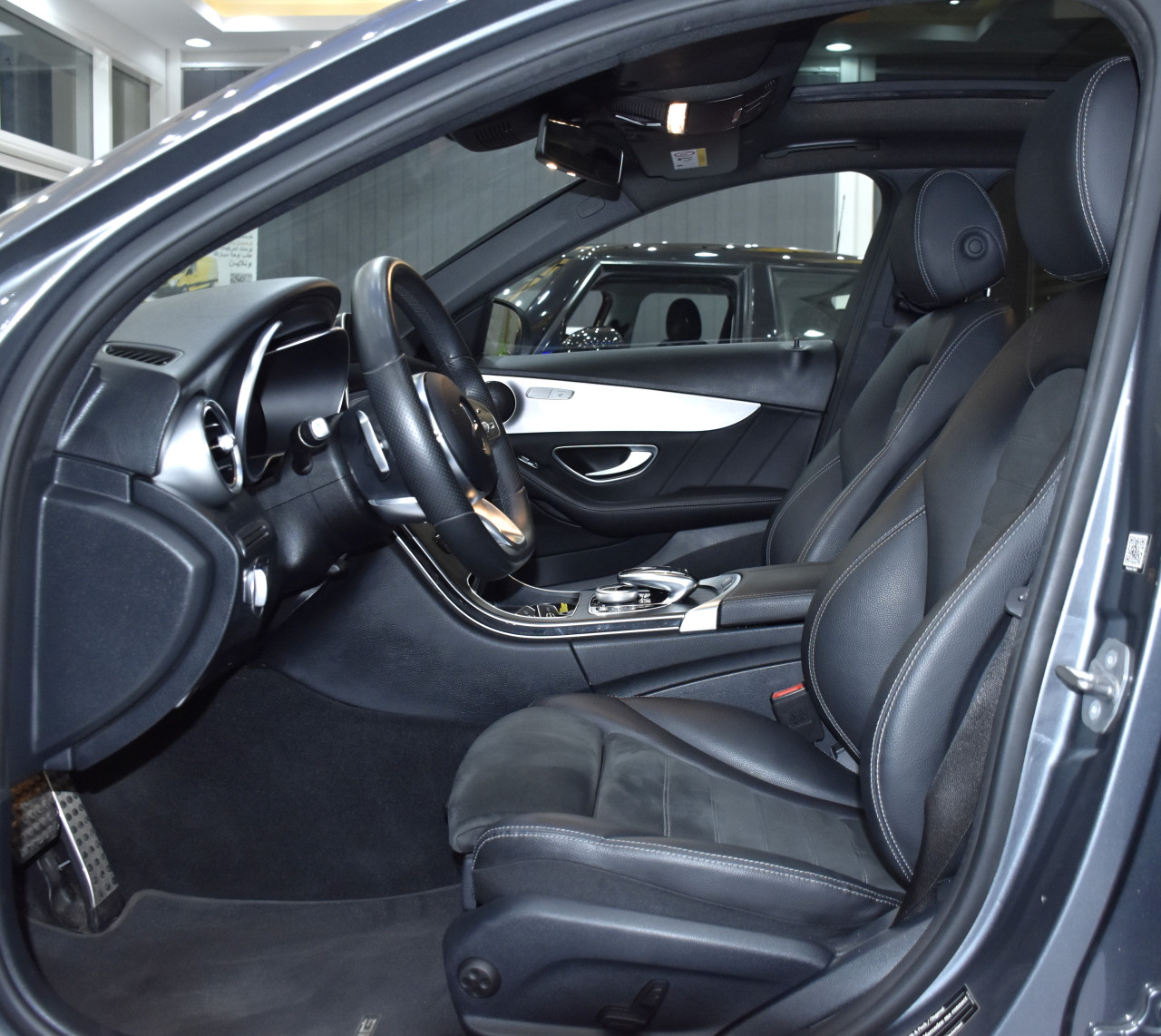 Mercedes Benz C-Class - Image 9
