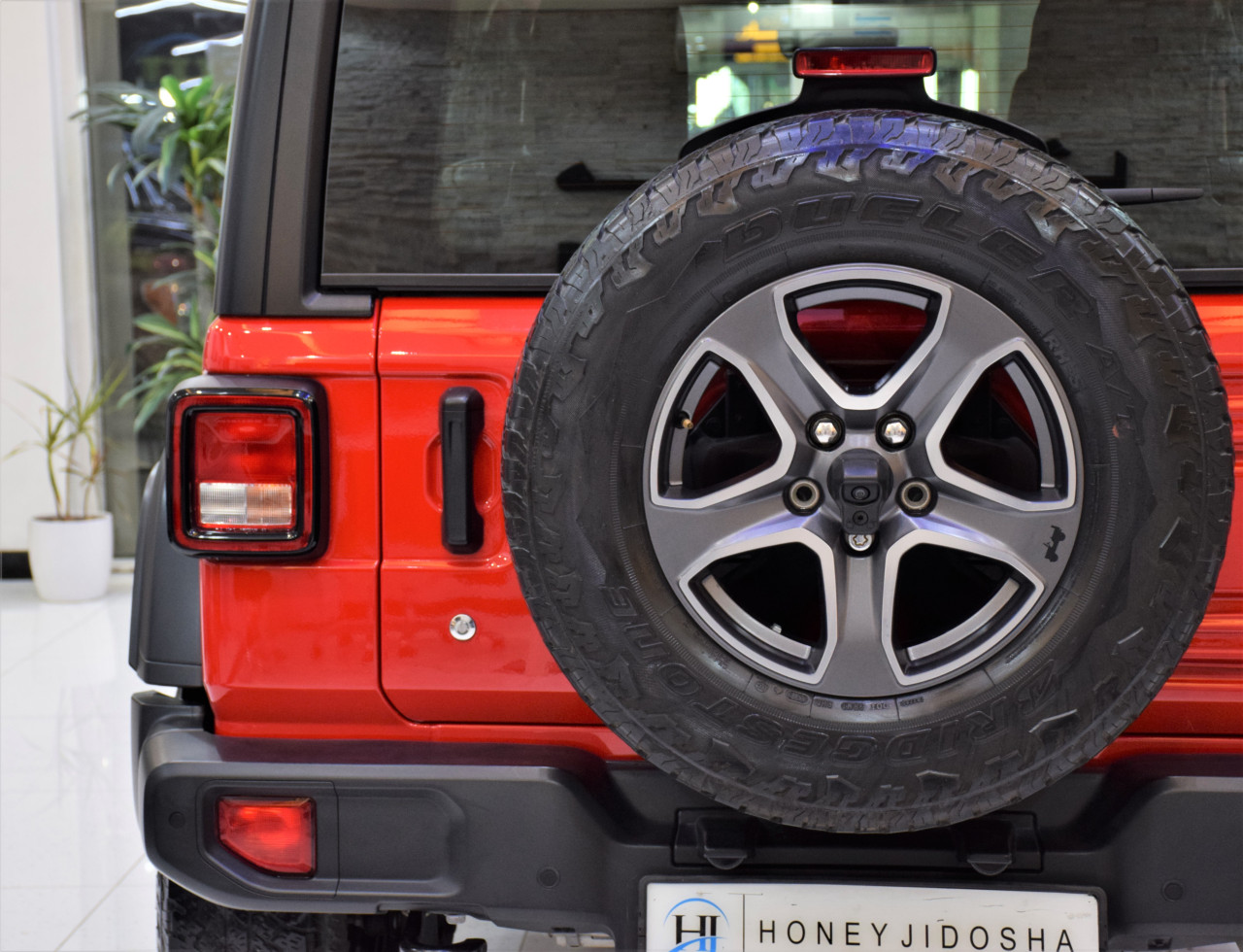 Jeep Wrangler Unlimited - Image 9