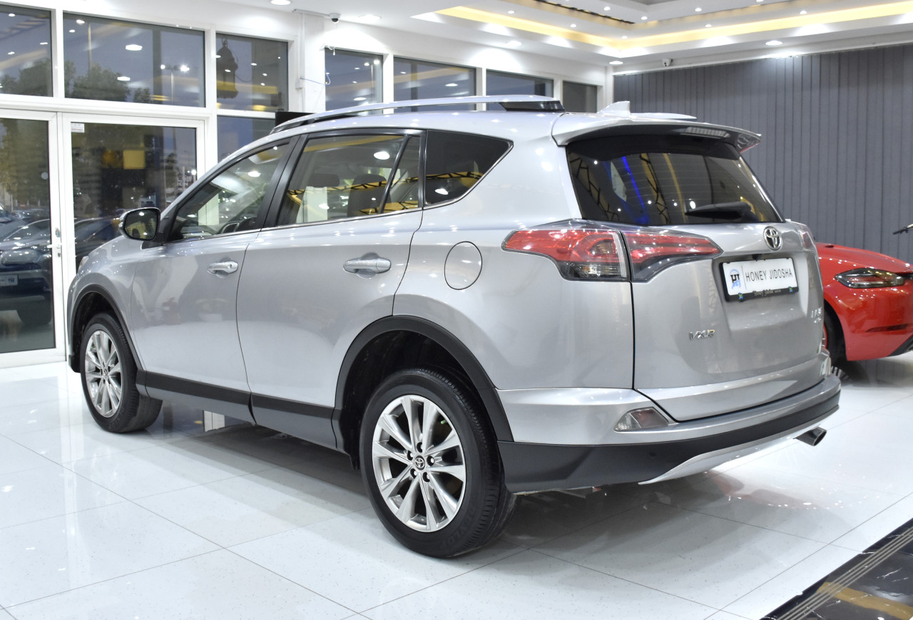 Toyota Rav 4 - Image 7