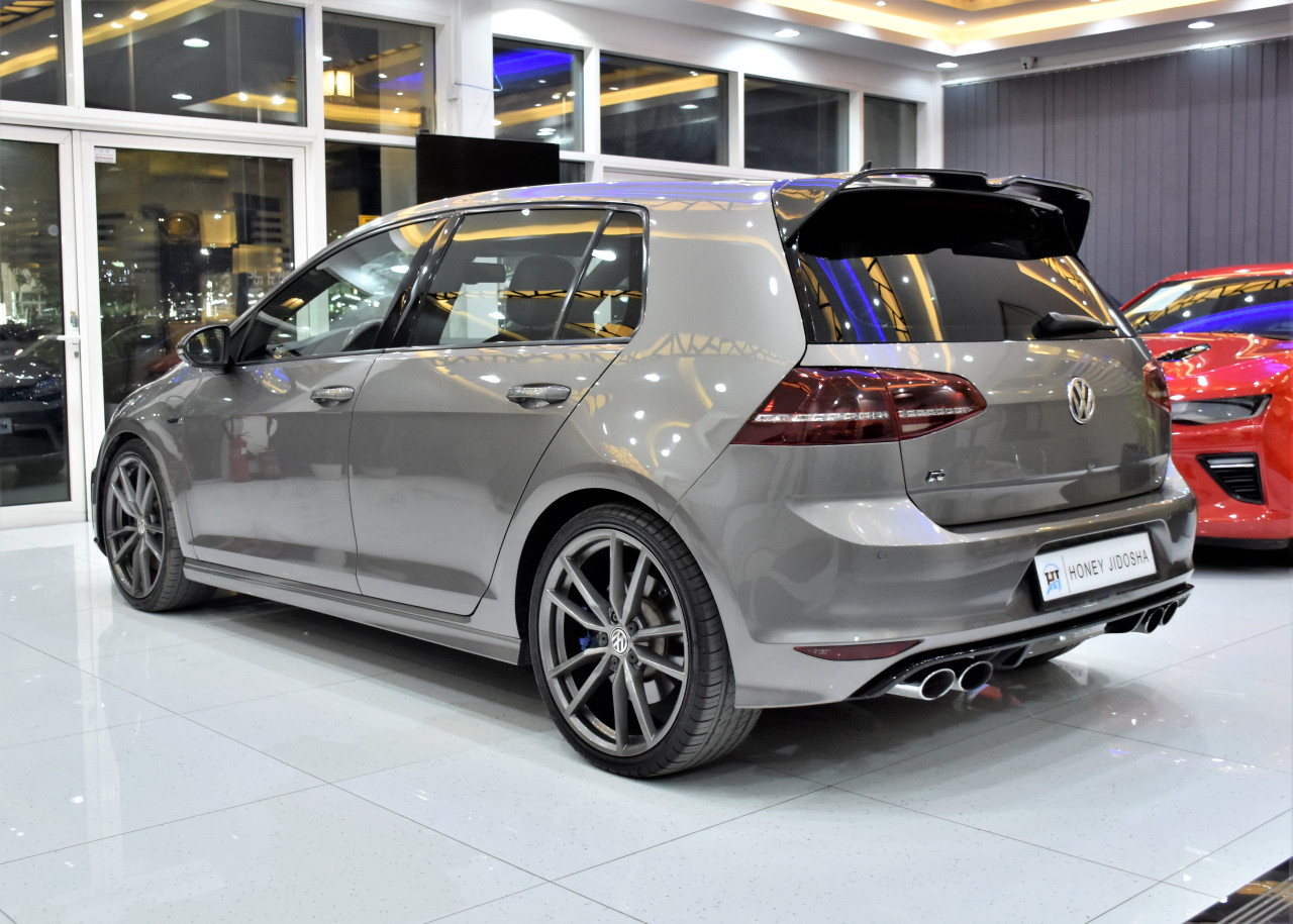 Volkswagen Golf R - Image 5