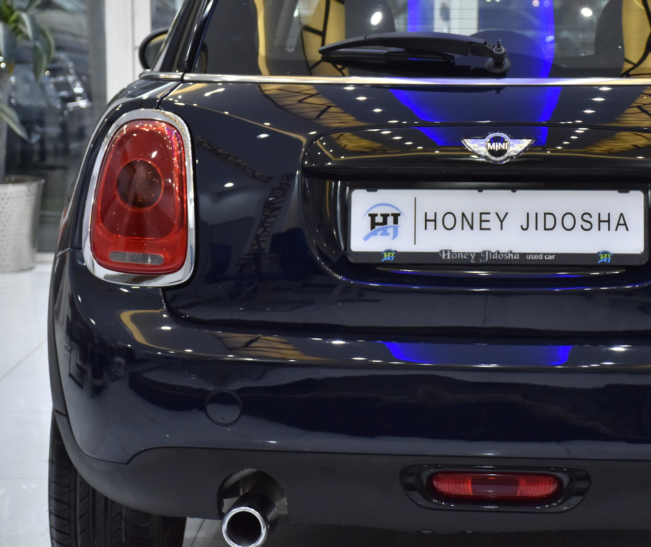 Mini Cooper Model S - Image 7