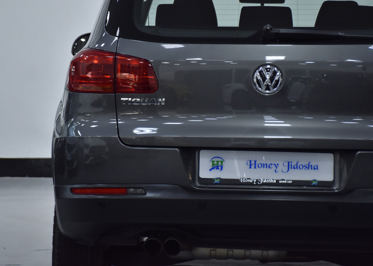 Volkswagen Tiguan - Image 8
