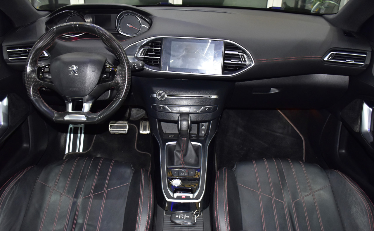 Peugeot 308 - Image 10