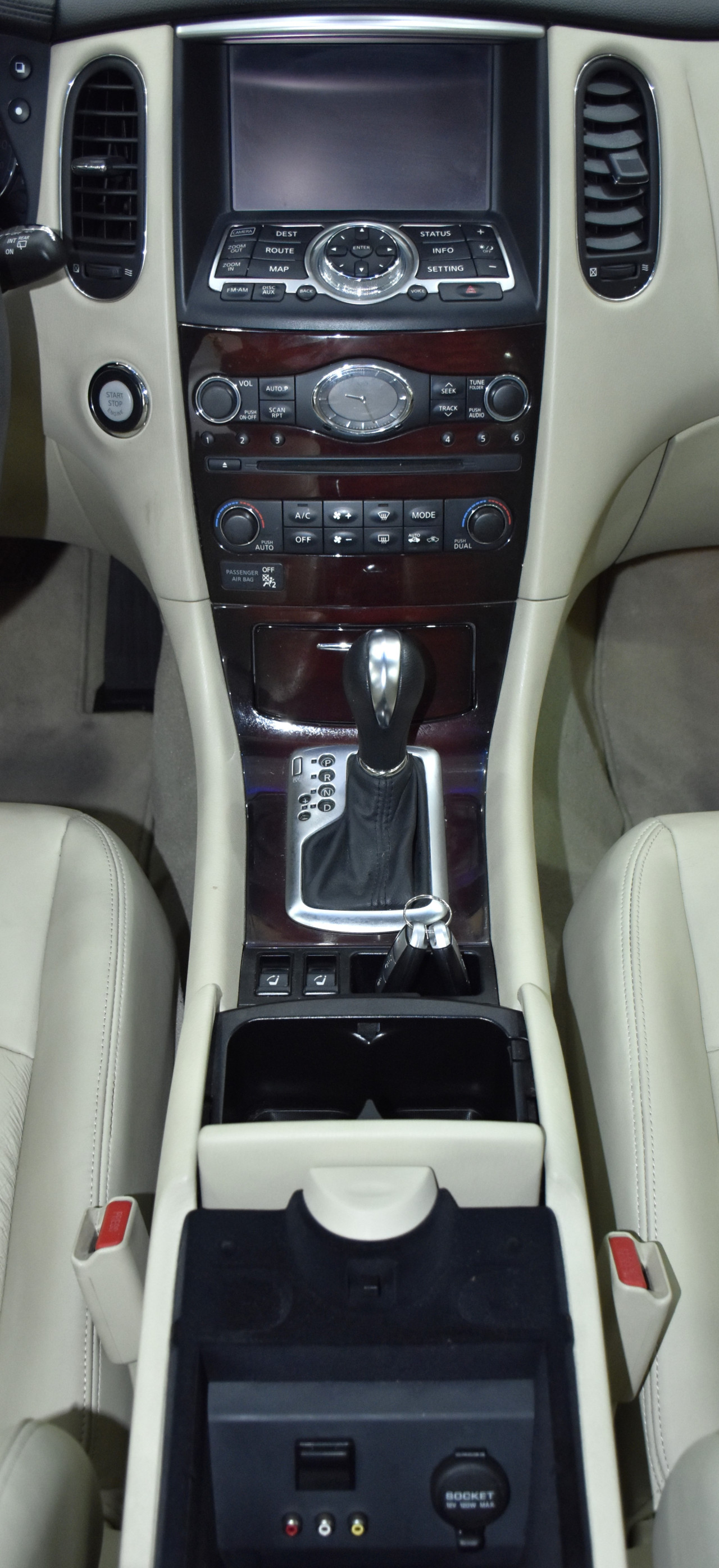 Infiniti QX50 - Image 10